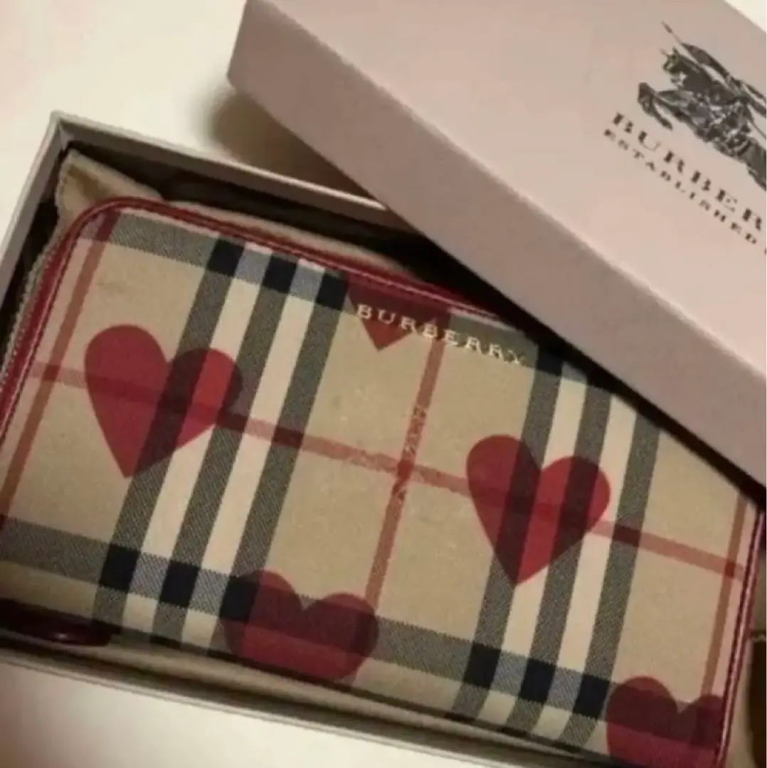 ✨美品✨BURBERRY　バーバリー長財布　ノバチェック　ハート　シャドーホース Burberry バーバリー 長財布 ハートチェック - メルカリ