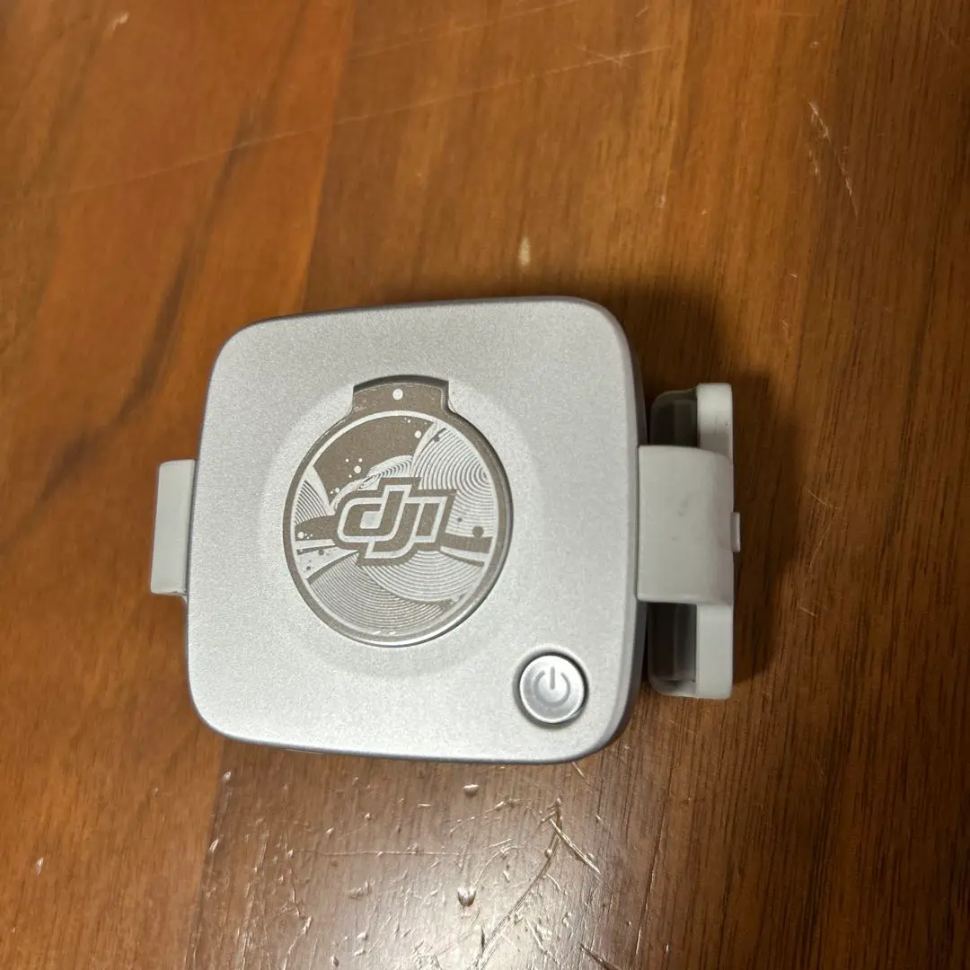 DJI OM 補助ライト内蔵スマートフォンクランプ購入 - DJI Store