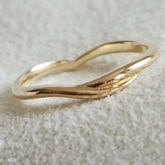 2WAY♡5號【NOIR DE POUPEE】K10 黃金戒指 V字☆喜歡agete的也 的縮圖