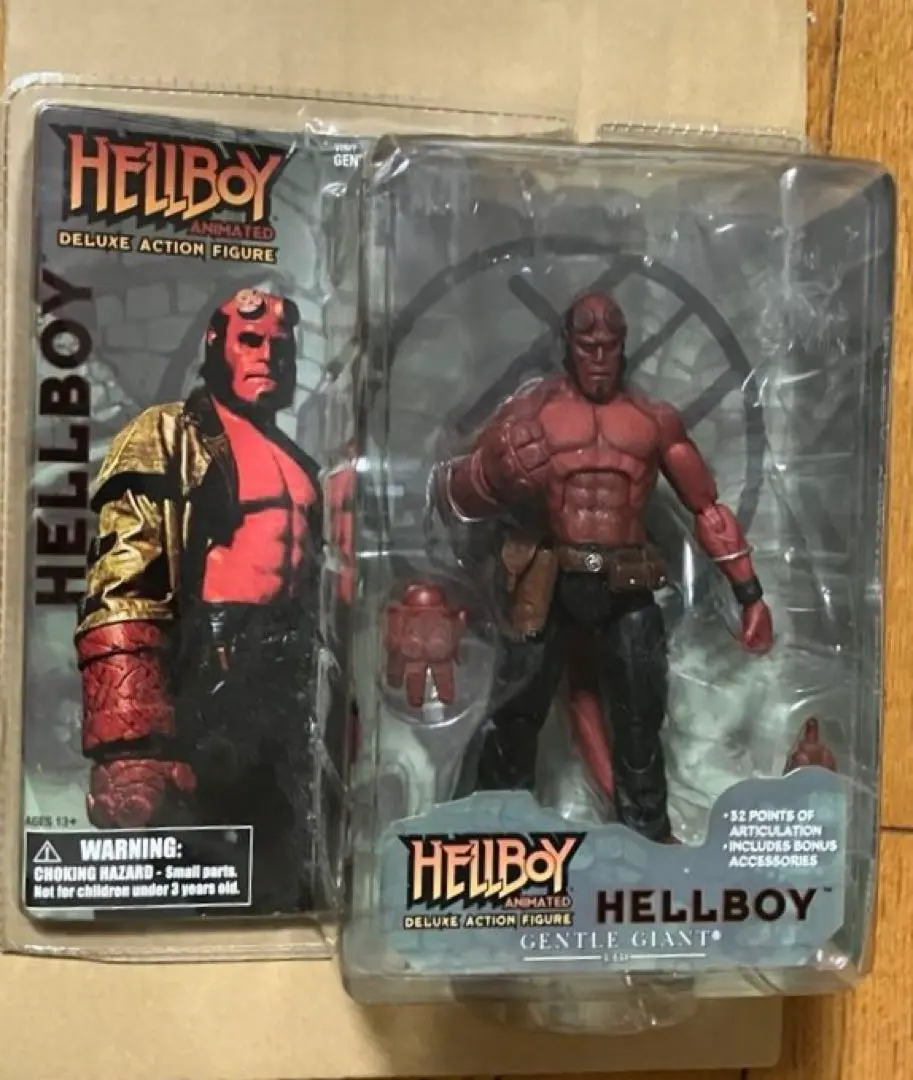 Gentle giant ヘルボーイ Mezco neca アクションフィギュア メズコ ヘルボーイ アクションフィギュア | ROBOTROBOT