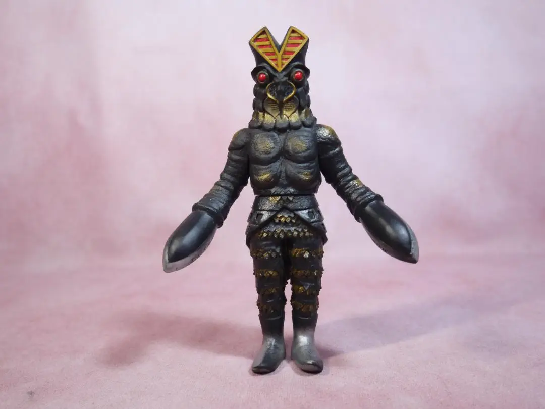 MAXTOY ウルトラニャン ミドル 2016年4月28日にヤング＆レディスウェアブランド・galaxxxyにて