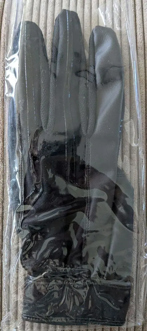 Thumbnail of Brand new, unused SSK fielding glove, for right-handed throwers, compatible with high school baseball.