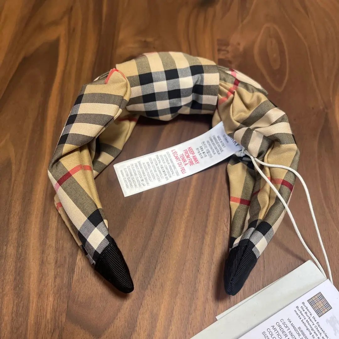 Burberry バーバリー チェック ガールズ カチューシャ　新品未使用 2025年最新】BURBERRY カチューシャの人気アイテム - メルカリ
