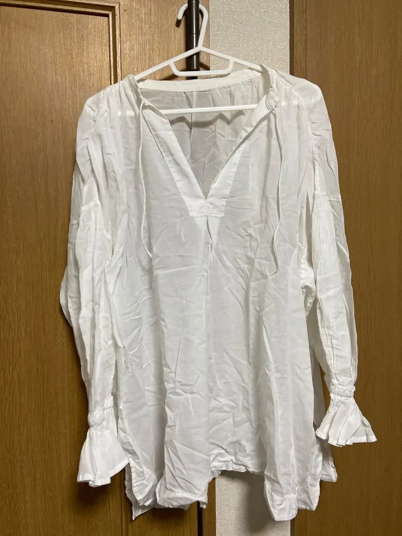 Thumbnail of Simplicite White Cotton V-Neck Shirt with Frill Sleeves Blouse