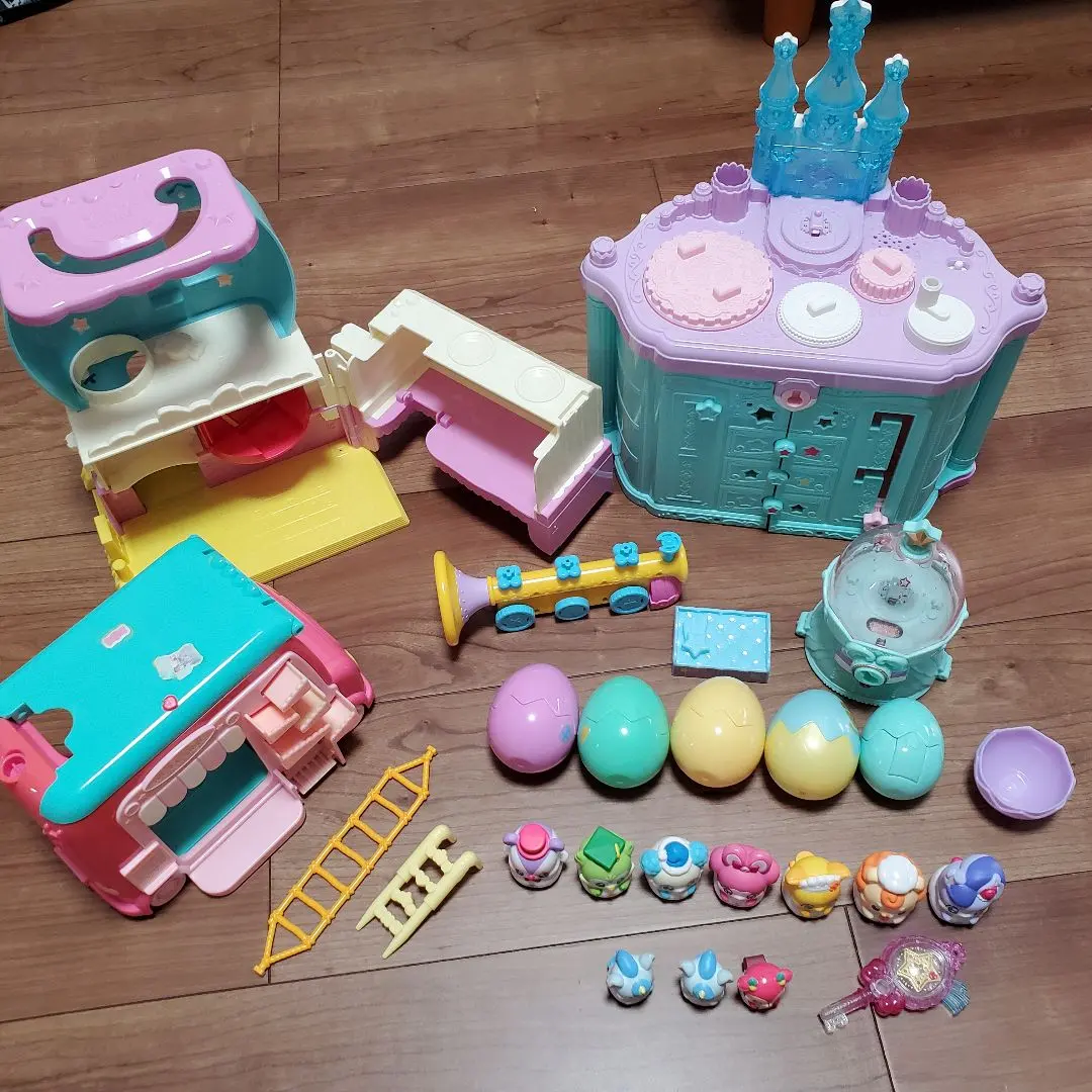 【先到先得】心靈小屋城堡DX. 心靈玩偶等25個組合 的縮圖