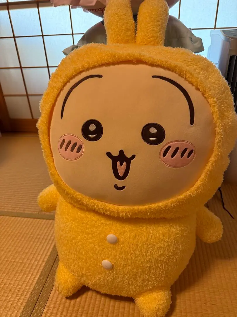 【ラスト1点】ちいかわ × MINISO コラボ 中国限定 BIG特大ぬいぐるみ 2025年最新】MINISO ちいかわ 超bigの人気アイテム - メルカリ