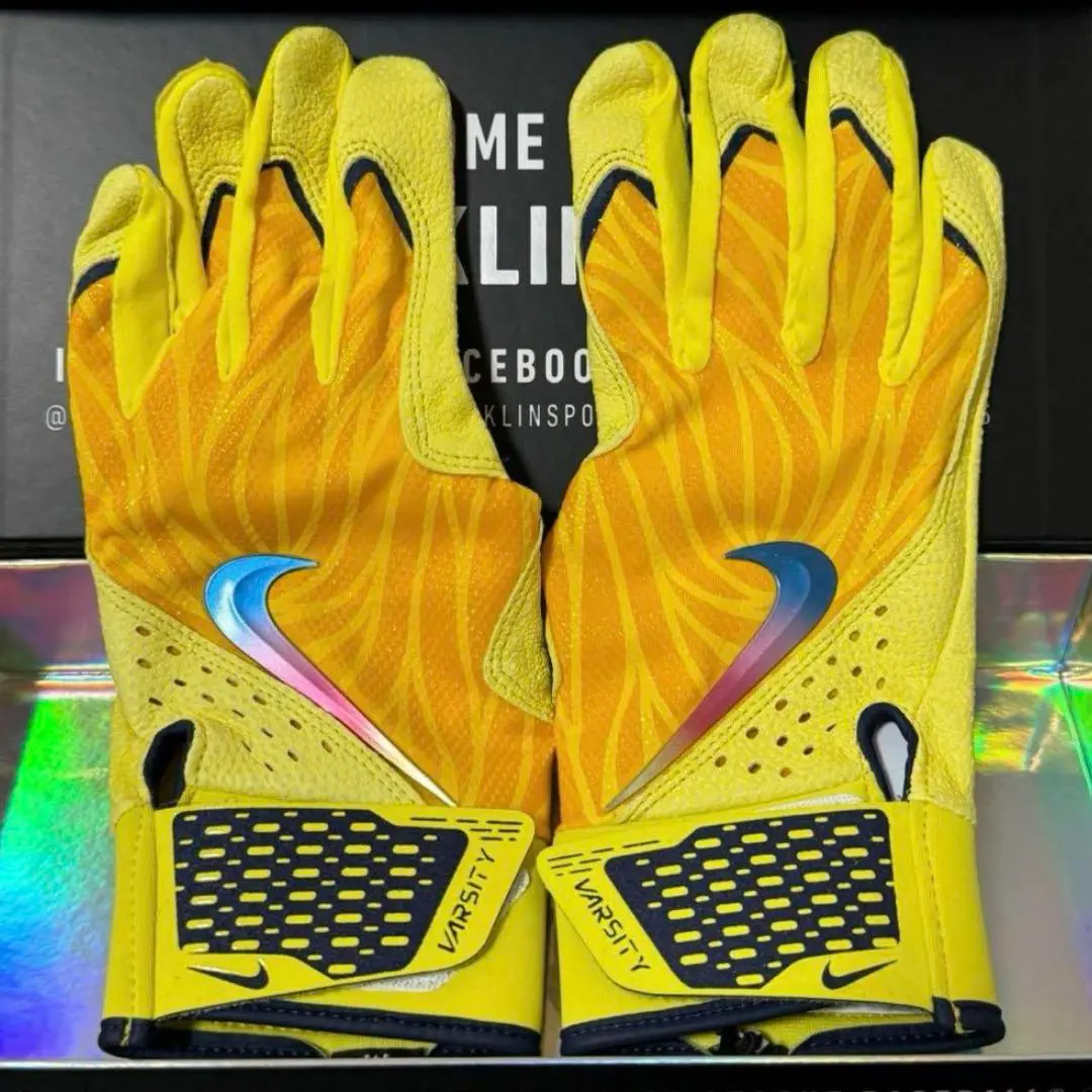 NIKE アクーニャJrモデル 2点セット 野球 ベースボール MLB リミテッドナイキ アクーニャJr モデルハラチエリートミッド