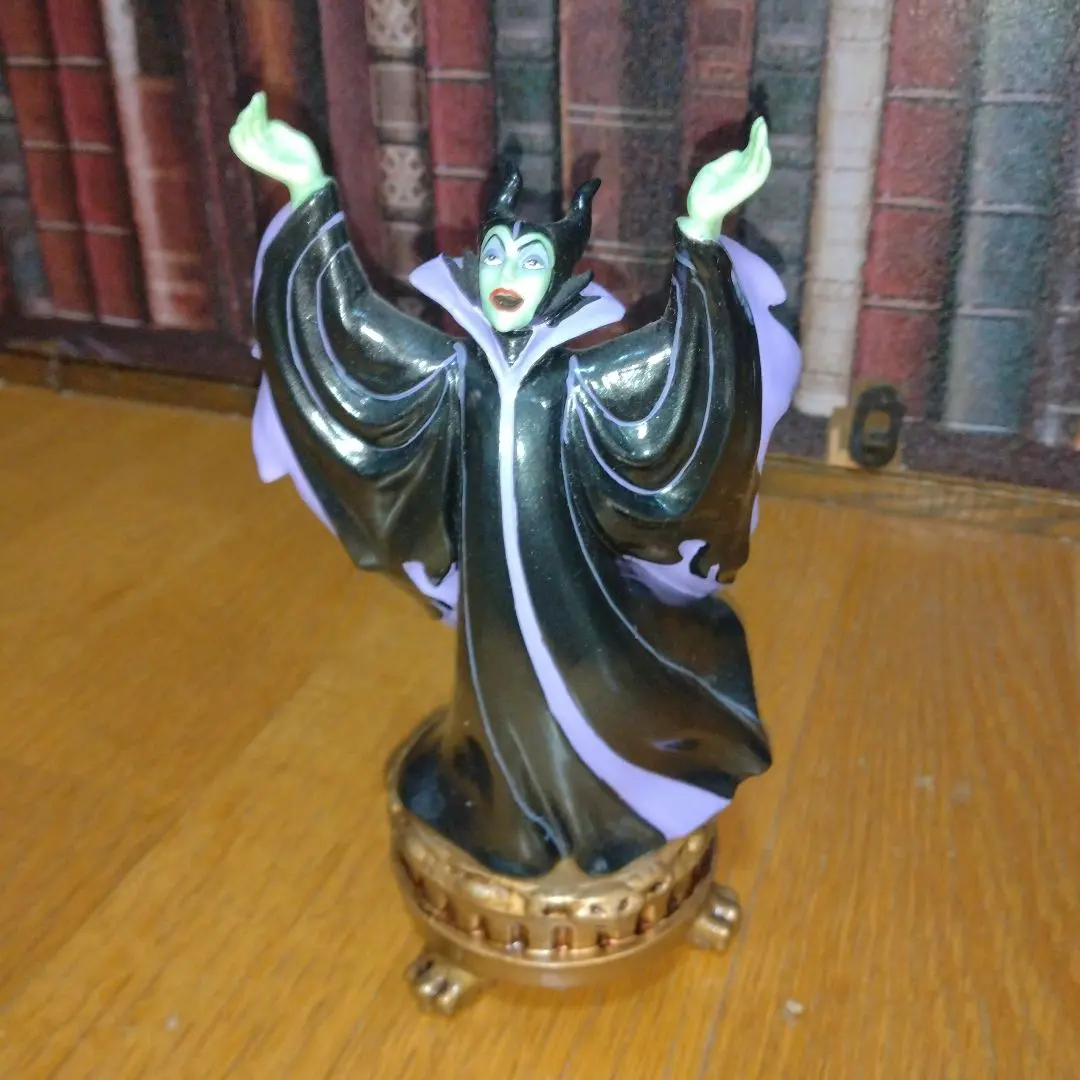 迪士尼 睡美人 梅菲瑟 的縮圖