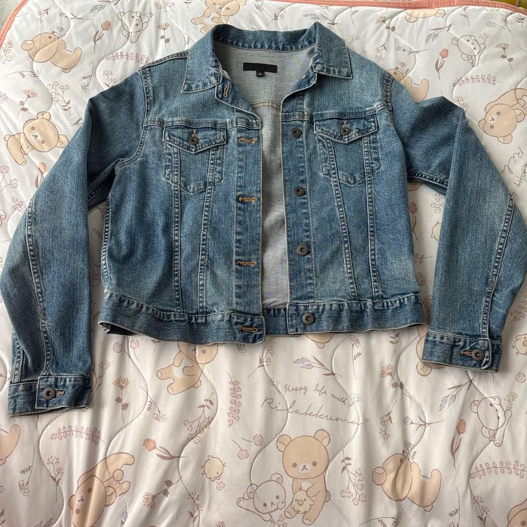 UNIQLO 淺藍色 短版牛仔外套 L 尺寸 的縮圖