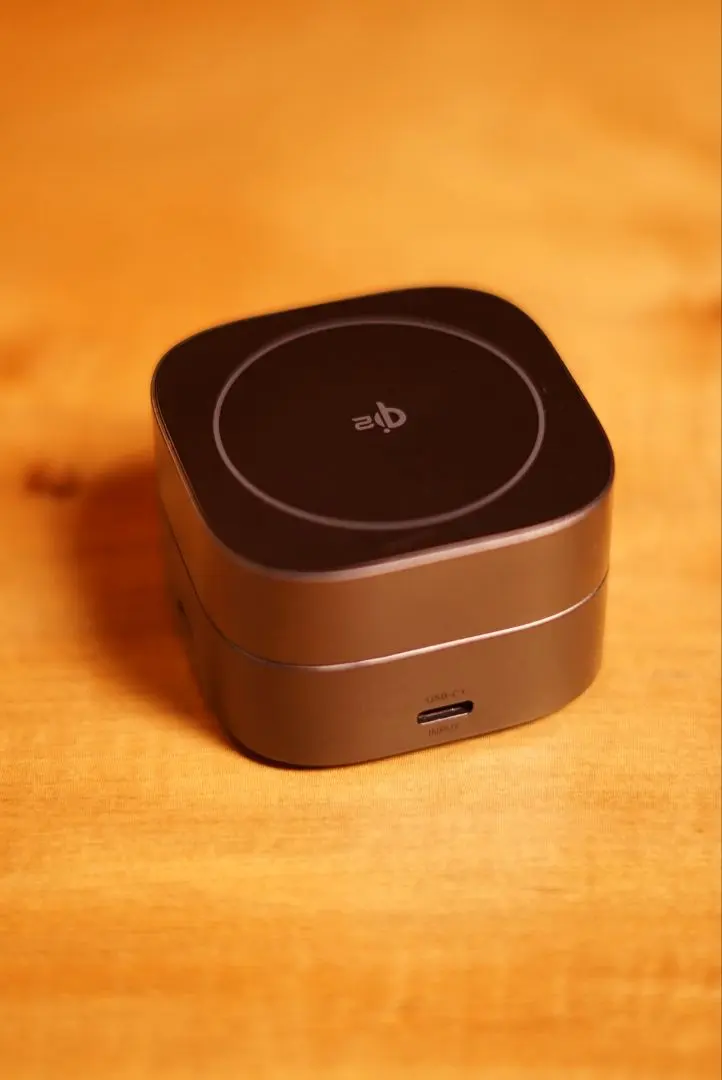 UGREEN MagFlow Qi2 無線充電器 15W 的縮圖