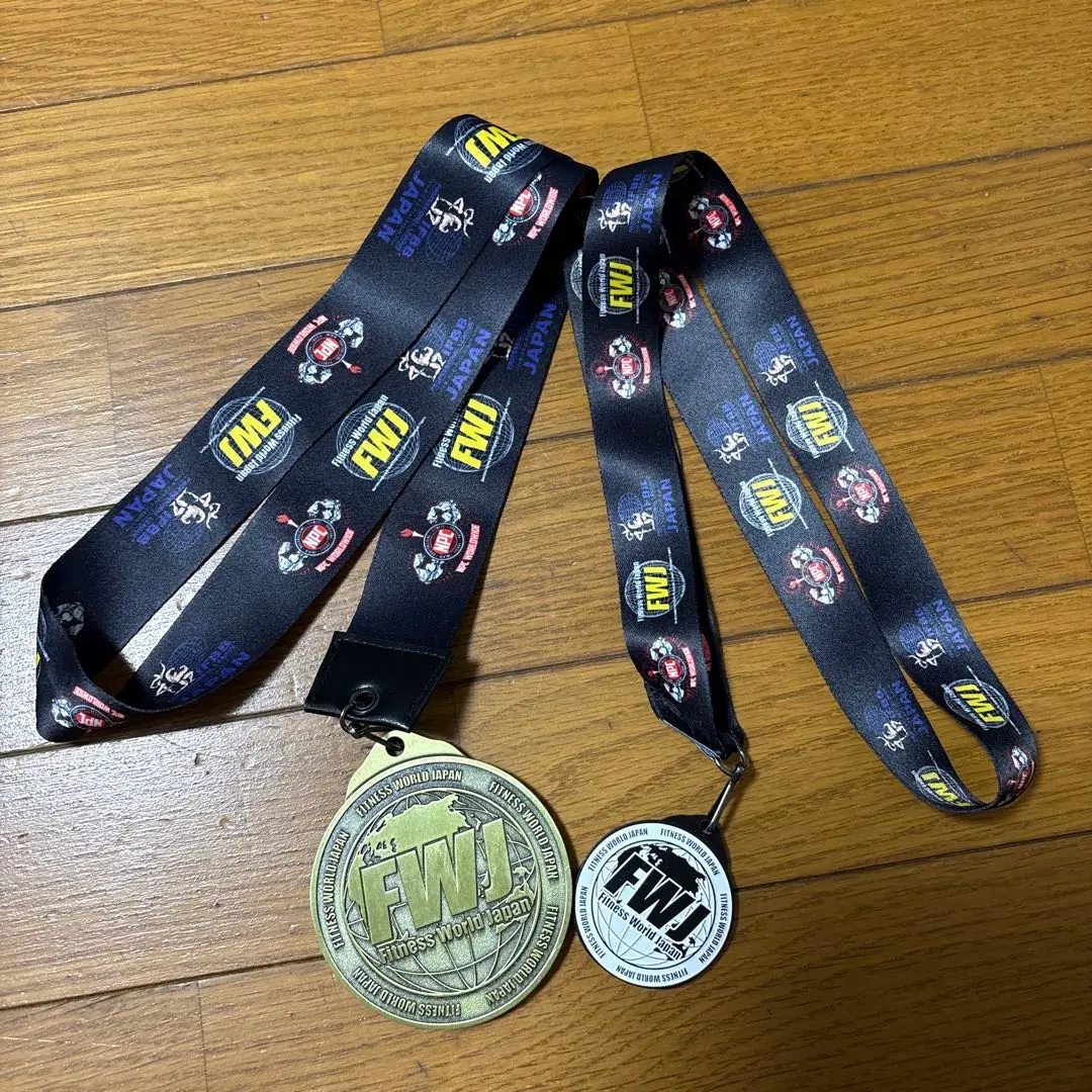 FWJメダルセット 金メダル1個　4.5位の時もらったメダル3個 2025年最新】FWJ メダルの人気アイテム - メルカリ