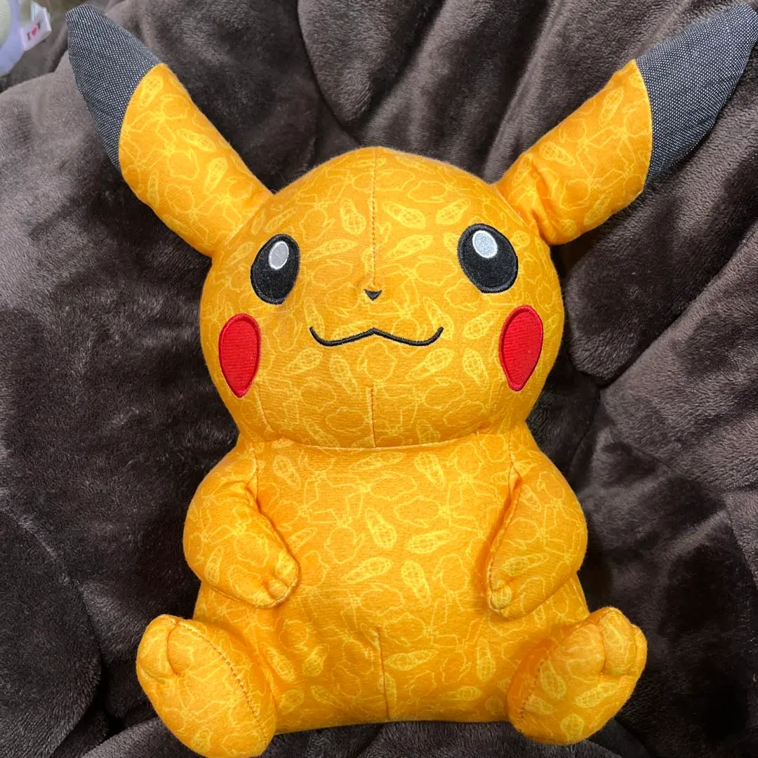 BEAMS ピカチュウ ぬいぐるみ 新品 色違いのポケモン　激レア ビームス×ポケモン、第1弾はレアキャラ「色違いのピカチュウ」の