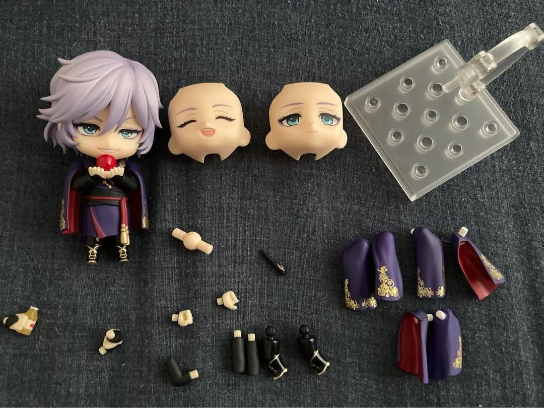 ツイステ　エペル　ねんどろいど epel_560_700_07.jpg