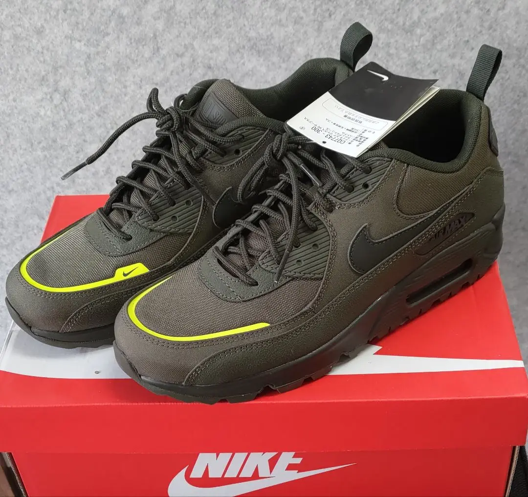 【価格見直し】NIKE エアマックス 90 サープラス　27cm 箱付き Amazon | [ナイキ] エア マックス 90 サープラス AIR MAX 90