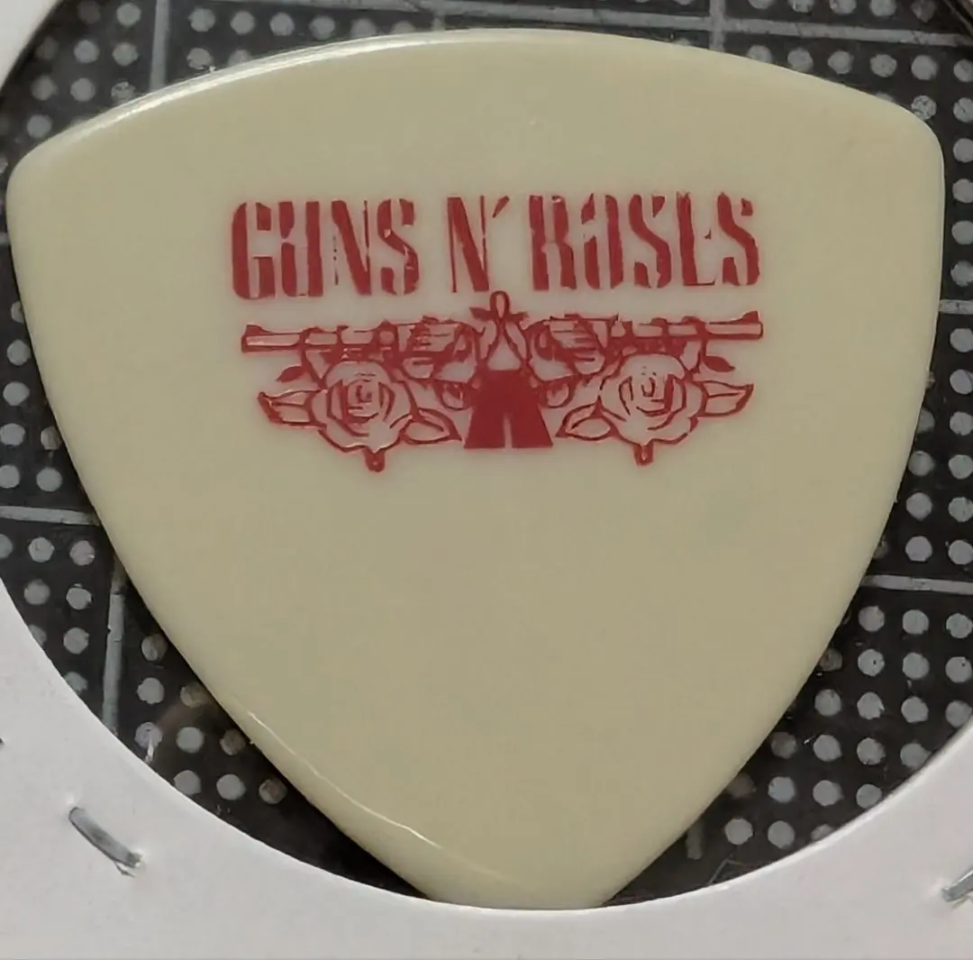 Thumbnail of Izzy Stradlin guitar pick from Guns N' Roses' 1993 Japan tour