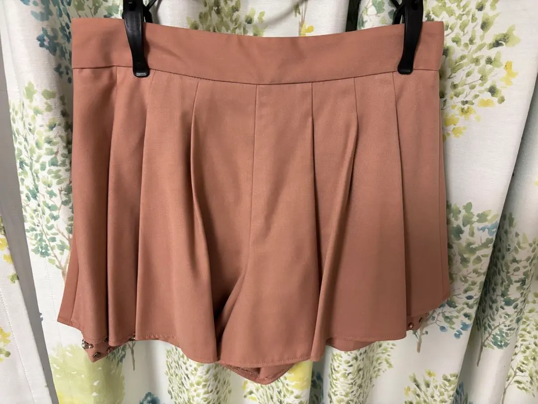 Thumbnail of JILL STUART Pink Pleated Culottes with Stone Embellishments