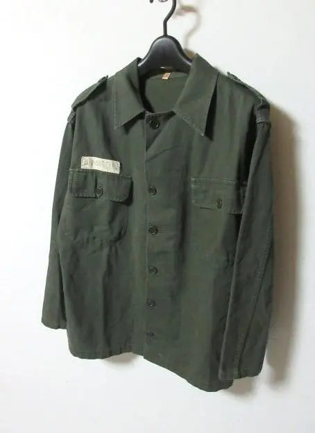 A.P.C. SURPLUS サープラス ショルダー バッグ ミリタリー 中古 A.P.C. SURPLUS サープラス ショルダー バッグ ミリタリー 中古
