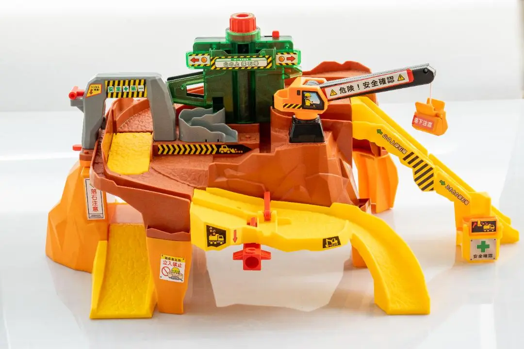 【レア】ミニカー タカラトミー トンネル工事セット RH-10J-SS 新品 トミカ トンネル工事セット お正月 セール - メルカリ