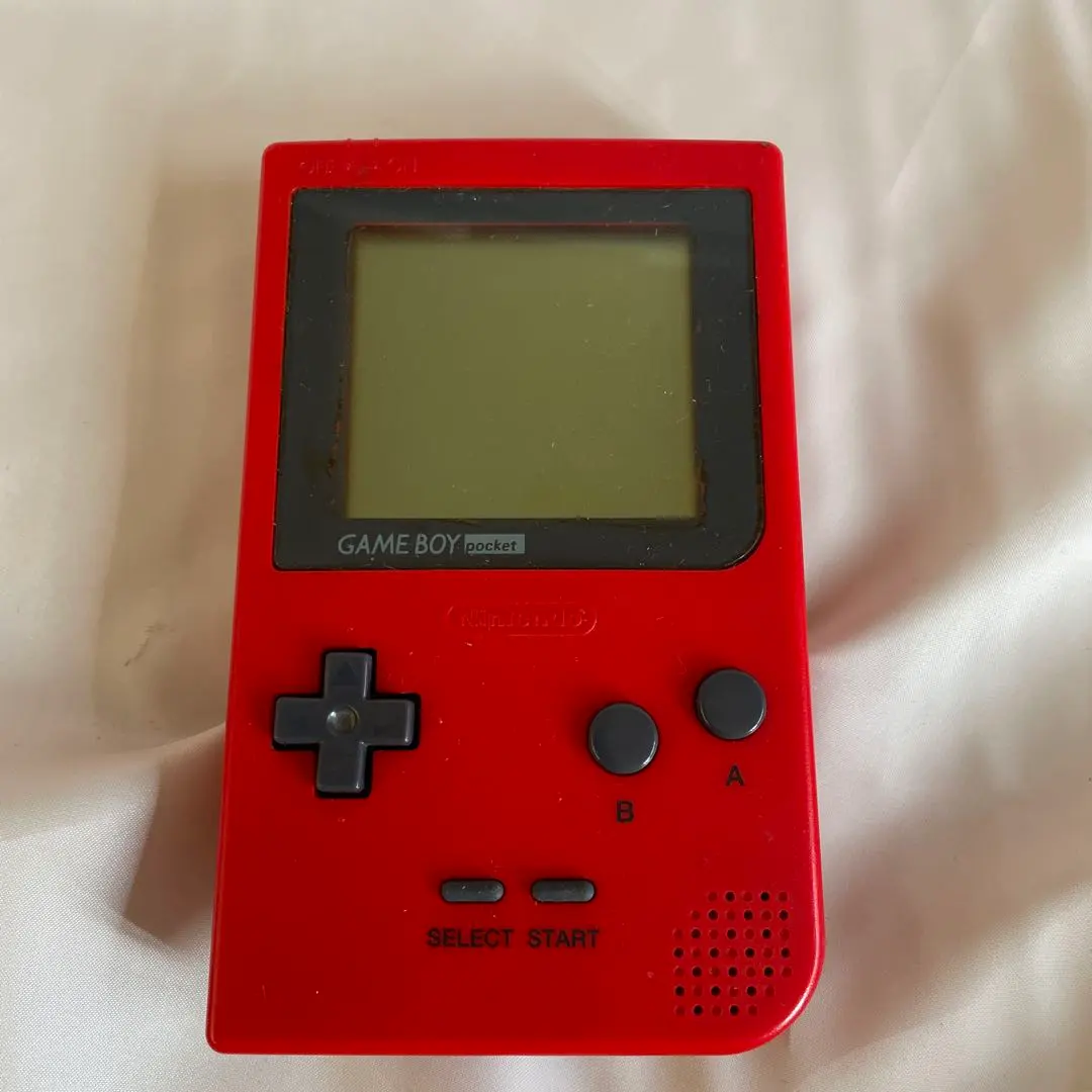 Thumbnail of Game Boy Pocket, red, with Tetris