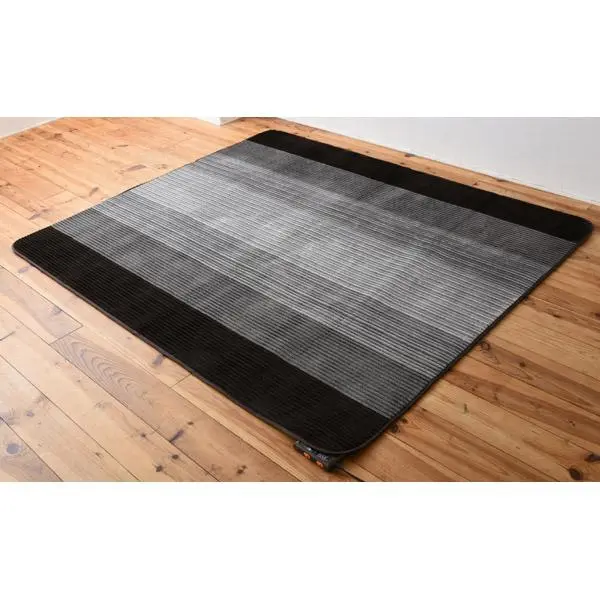 【新品未使用】山善　ホットカーペット　カバー付き　3畳相当　200×240 main-1440626tg.jpg