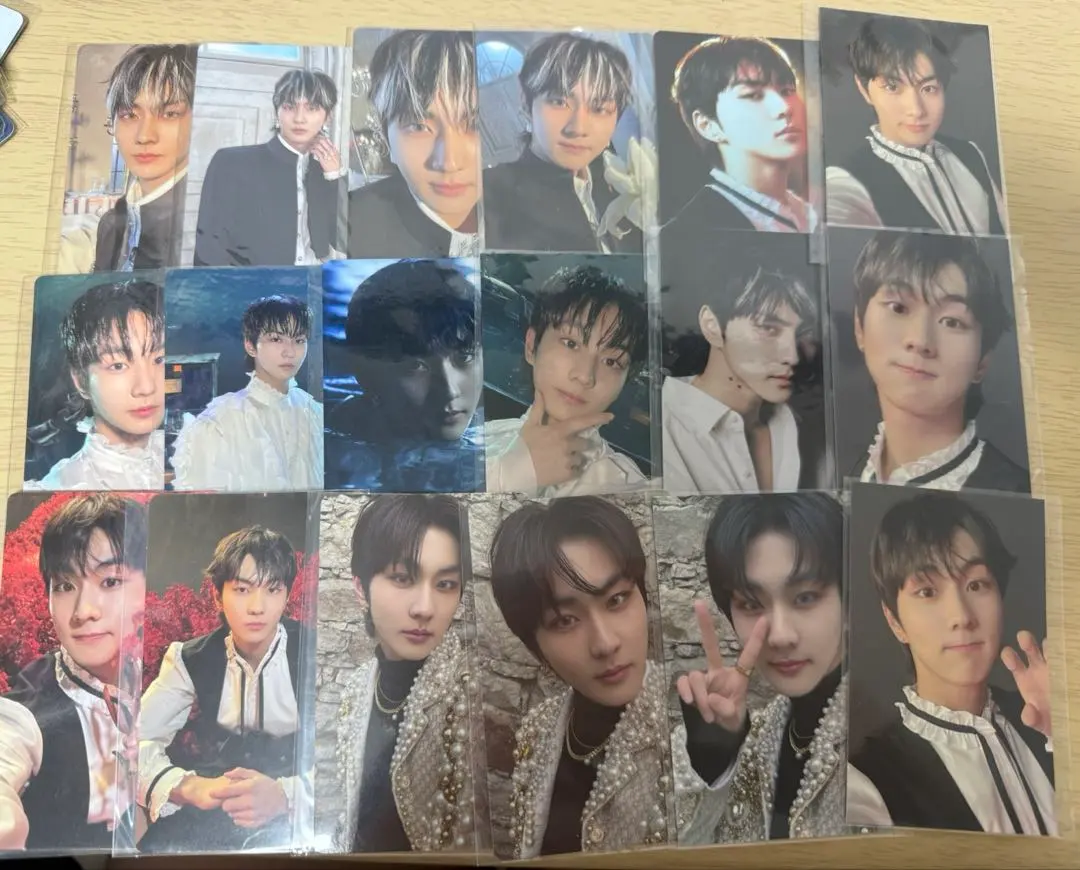 Thumbnail of ENHYPEN Jungwon darkblood photocard