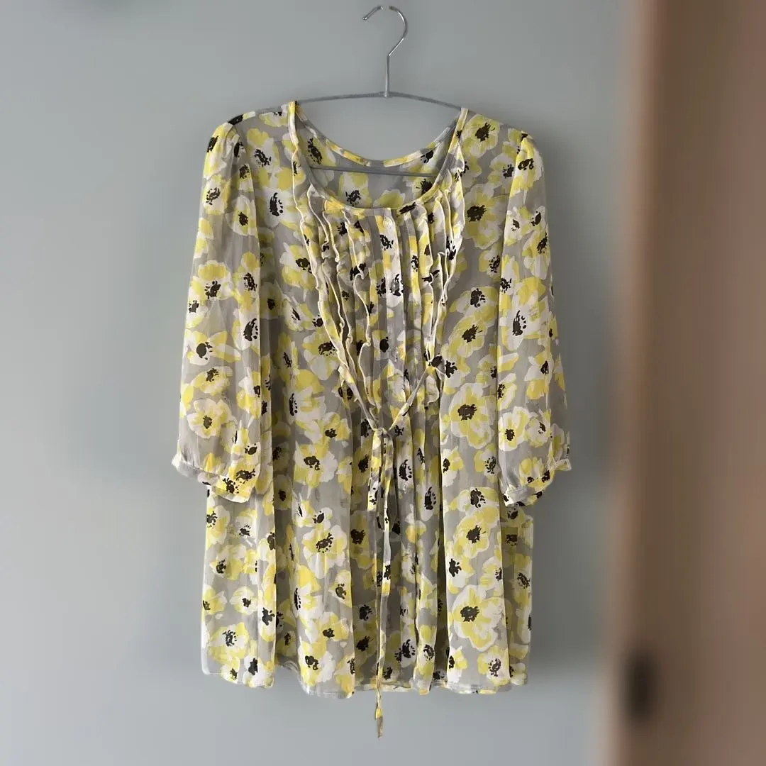 Thumbnail of Floral Print 3/4 Sleeve Blouse ⭐︎ Scandinavian Style