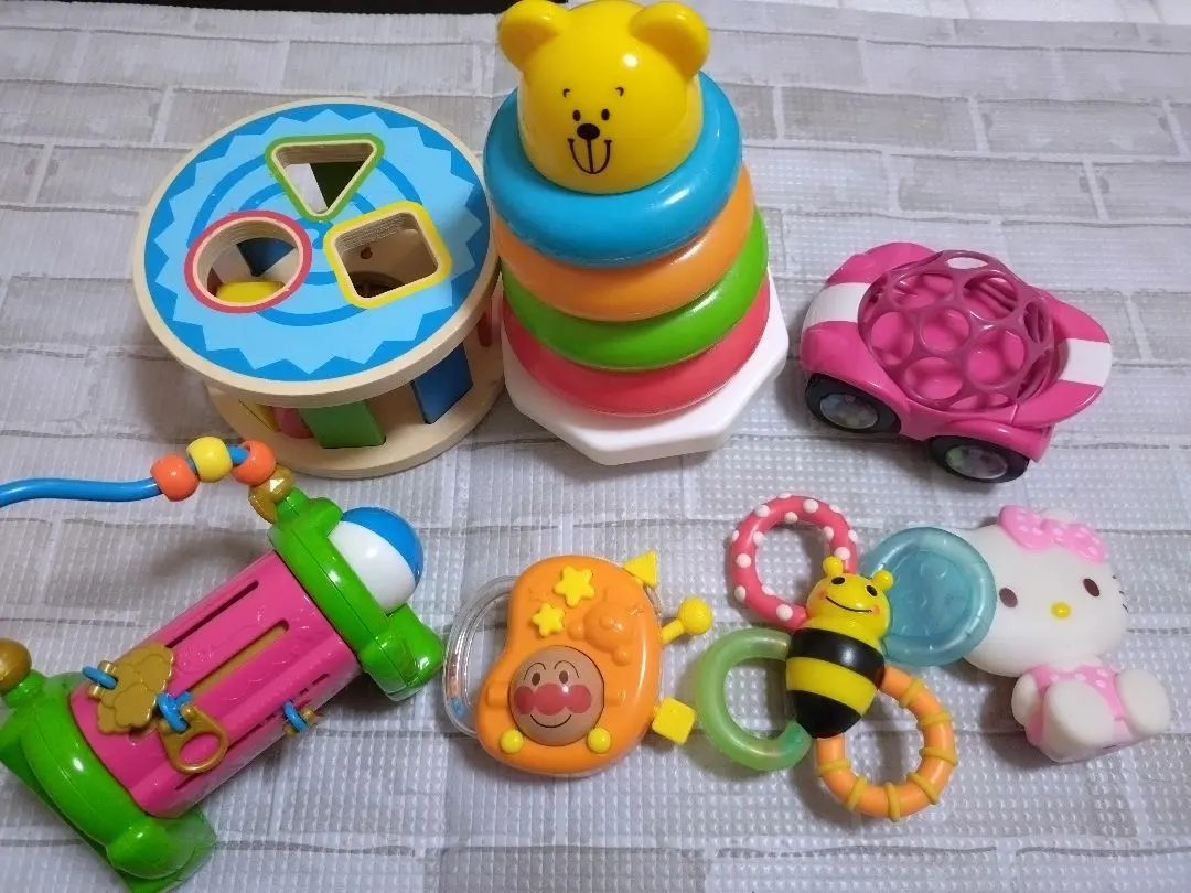 Thumbnail of Set of 7 including colorful building blocks and shape sorter