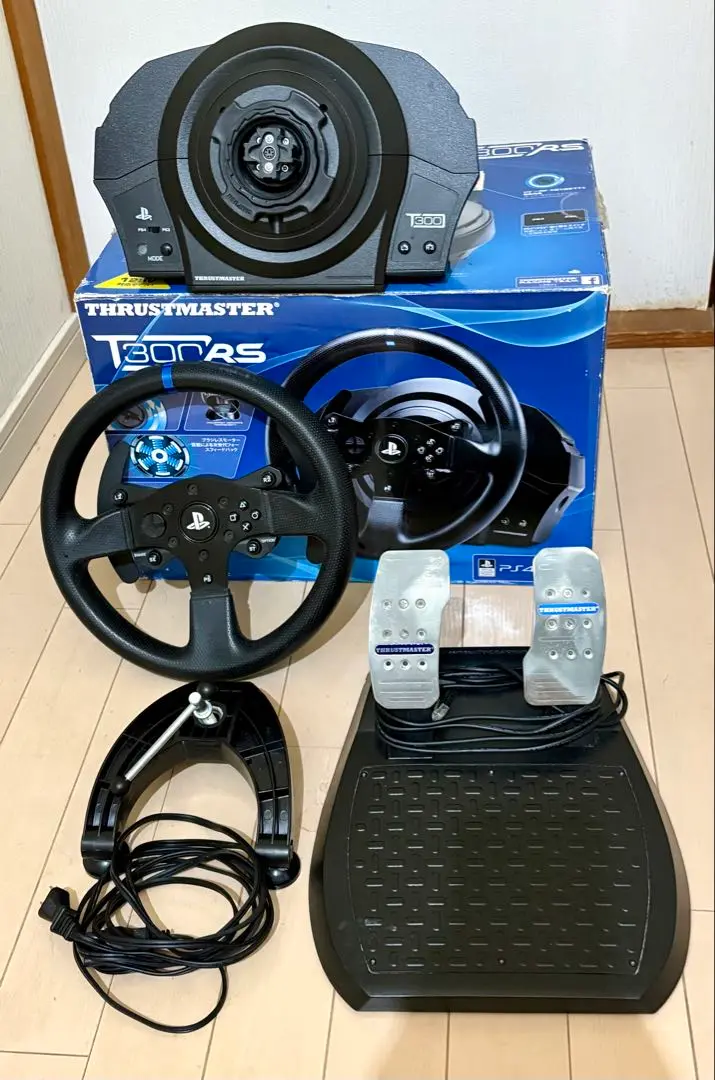 Thrustmaster T300RS GT Edition 各種アダプタ付 81oxpoAUDwL._UF1000,1000_QL80_.jpg