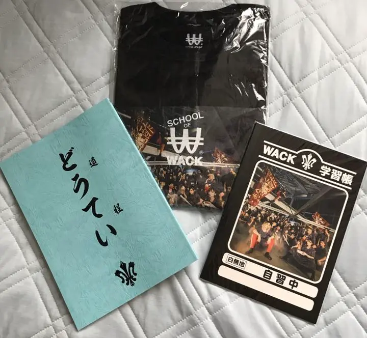 SCHOOL OF WACK アユニ・D This is WACK Tシャツ WACK WAgg サアヤイト THIS IS WACK Tシャツ - メルカリ