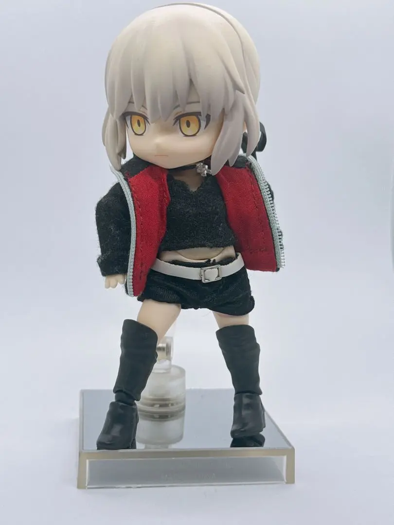 SABRE - ねんどろいど 1142 セイバー/アルトリア・ペンドラゴン〔オルタ〕新宿Ver. Fate/Grand Order(フェイト/グランドオーダー) 完成品 可動フィギュア グッドスマイルカンパニー Fate/Grand Order』より、「セイバー/アルトリア・ペンドラゴン