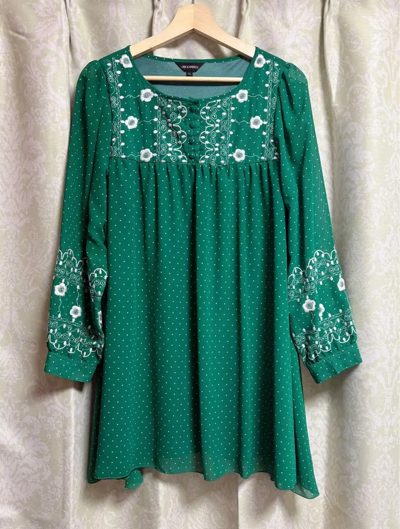 Thumbnail of Green polka dot long-sleeved tunic dress, size LL