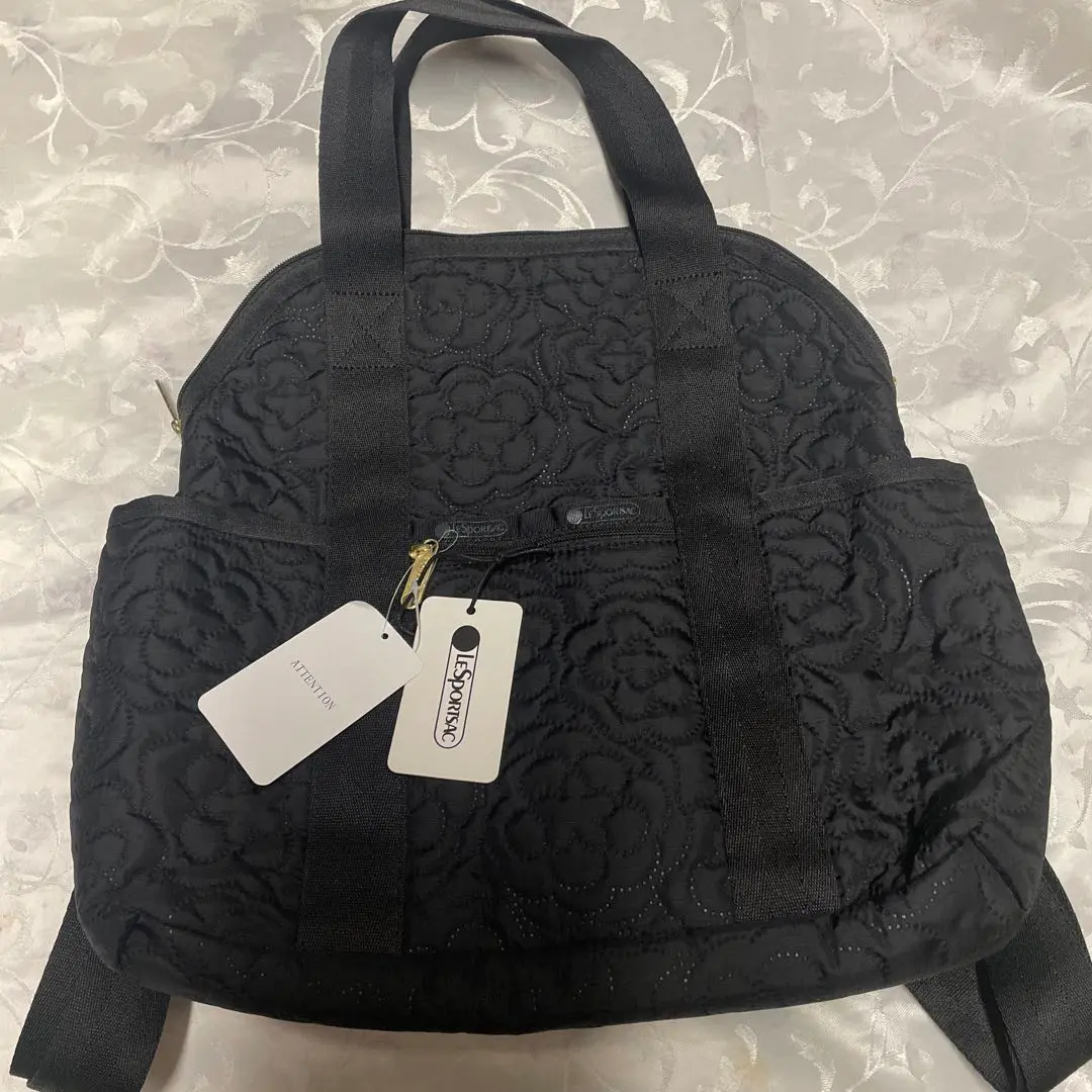 美品LESPORTSACレスポートサック　パフィーブロッサム☆リュック　ブラック DOUBLE TROUBLE BACKPACK パフィーブロッサムズ（バックパック