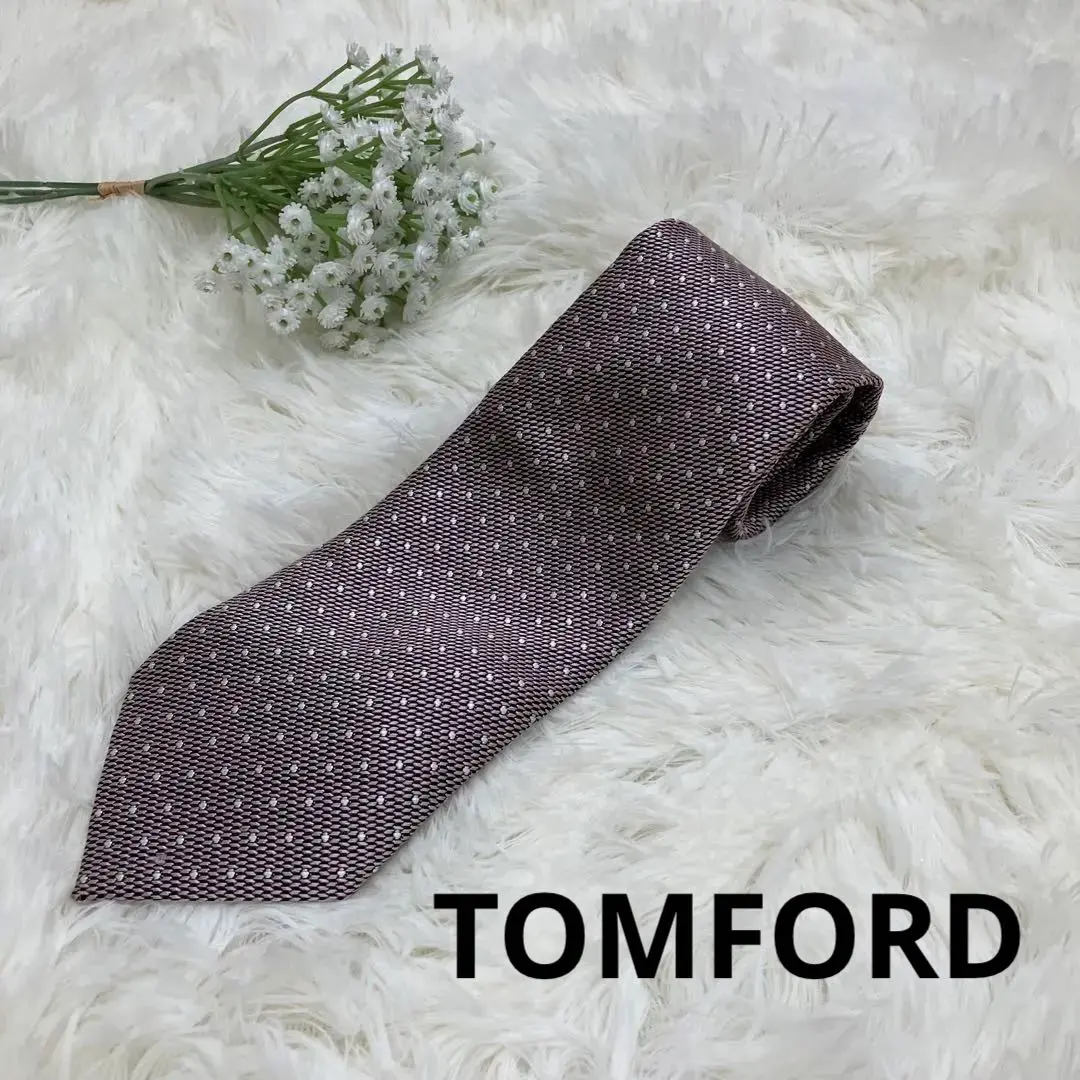 お値引きコメント歓迎【美品】TOMFORD トムフォード　ネクタイ　ドット柄　黒 お値引きコメント歓迎【美品】TOMFORD トムフォード ネクタイ