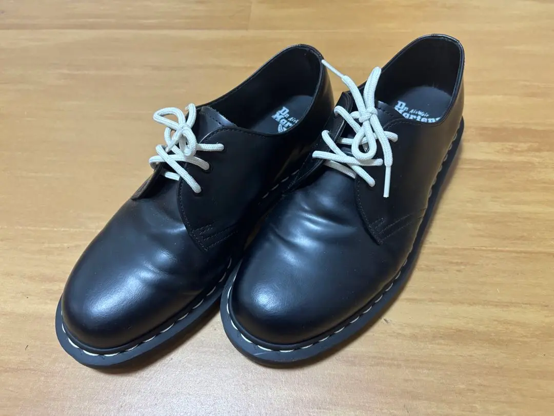 【美品】Dr.Martens 1461 3孔 白色縫線 的縮圖