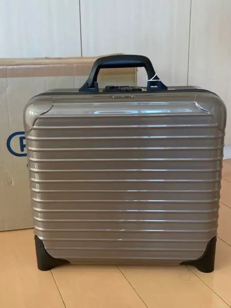 美品　リモワ　サルサ　82L 4輪　プロセコ　ゴールド系　大容量　TSA 廃盤品 4151gpuwrHL._UY1000_.jpg