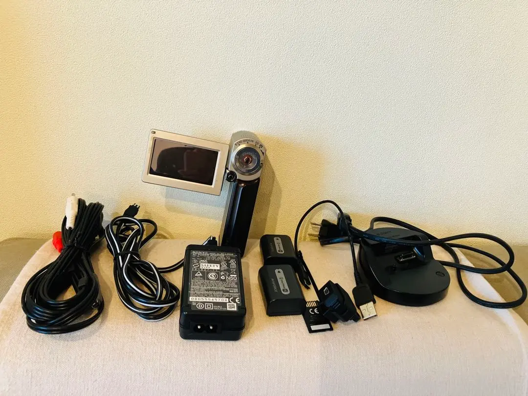 FuK　SONY HANDYCAM HDR-TG1 ハンディカム 充電器付 2025年最新】SONY HDR TG1の人気アイテム - メルカリ