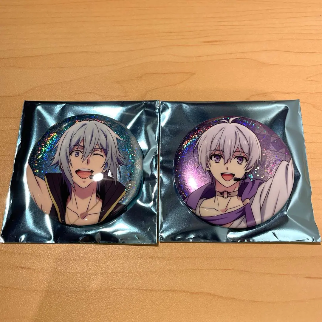 Thumbnail of IDOLiSH7 The Movie: LIVE 4bit Collection Can Badges - Tamaki Yotsuba & Sogo Osaka