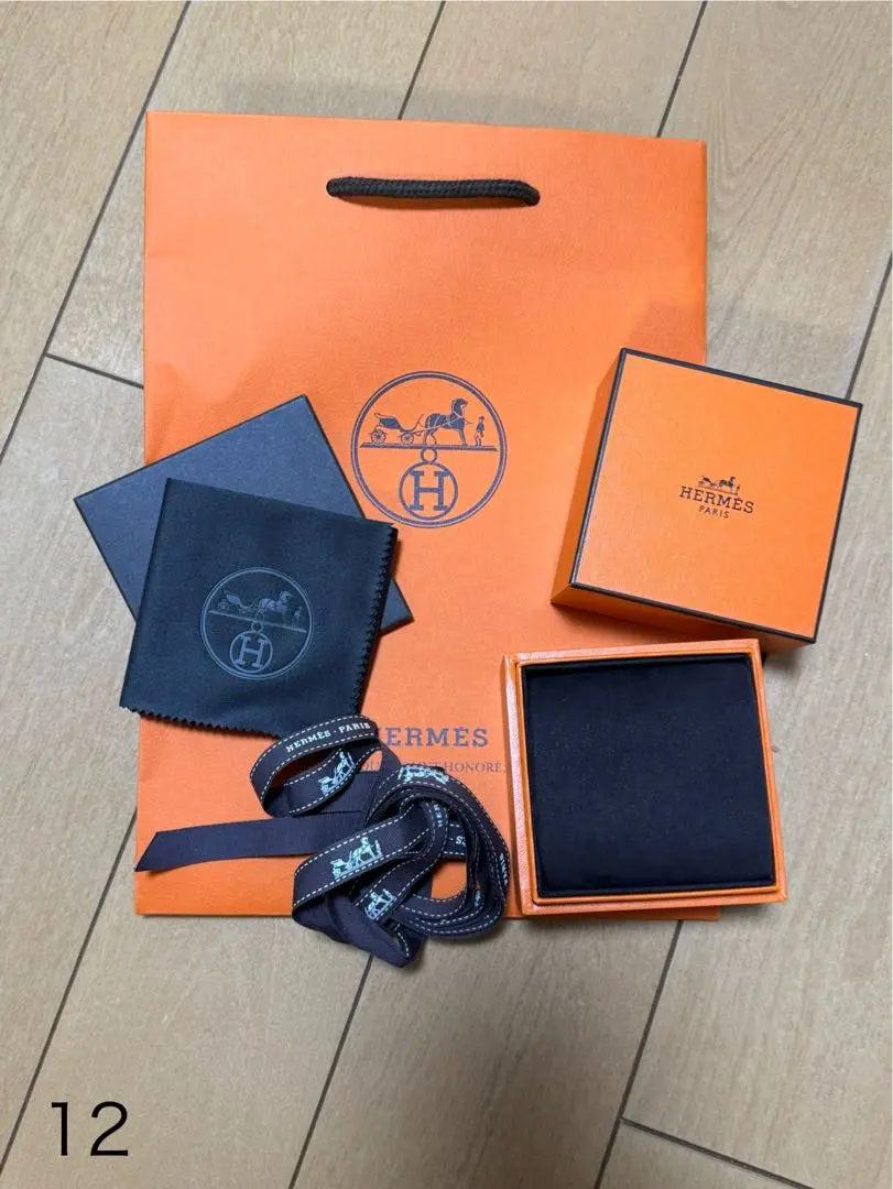 エ*ル様 美品HERMES エルメス シェーヌダンクル 空箱 空き箱 ギフトボッ 2025年最新】シェーヌダンクル空箱の人気アイテム - メルカリ