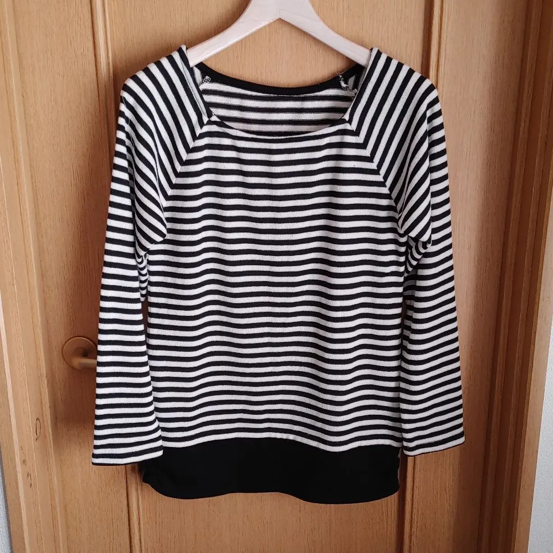 Thumbnail of Striped long-sleeved knit, longer length, monotone, thin ♡