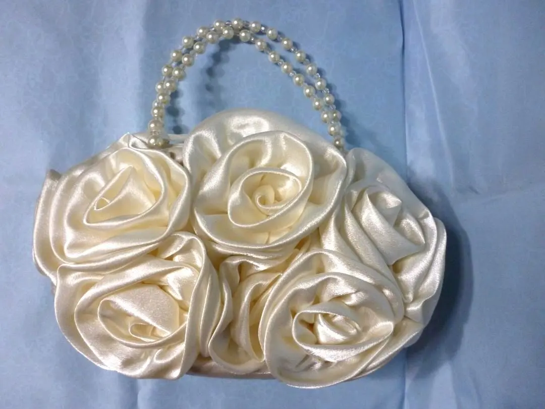 Thumbnail of Unused White Flower Bag - Floral Design Party Bag