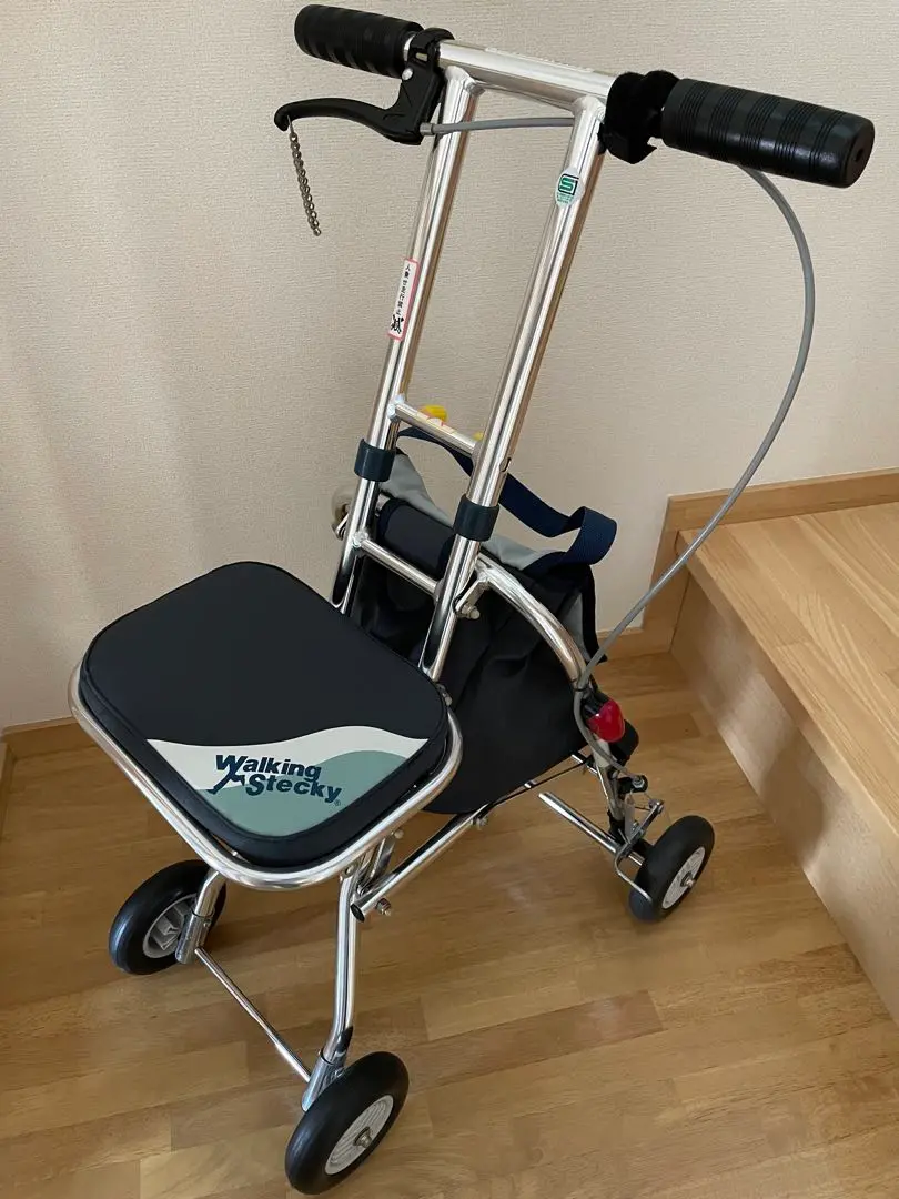 美品 Walking Stecky シルバーカー ネイビー Kowa Seisakusho - walking stecky シルバーカー 幸和製作所の