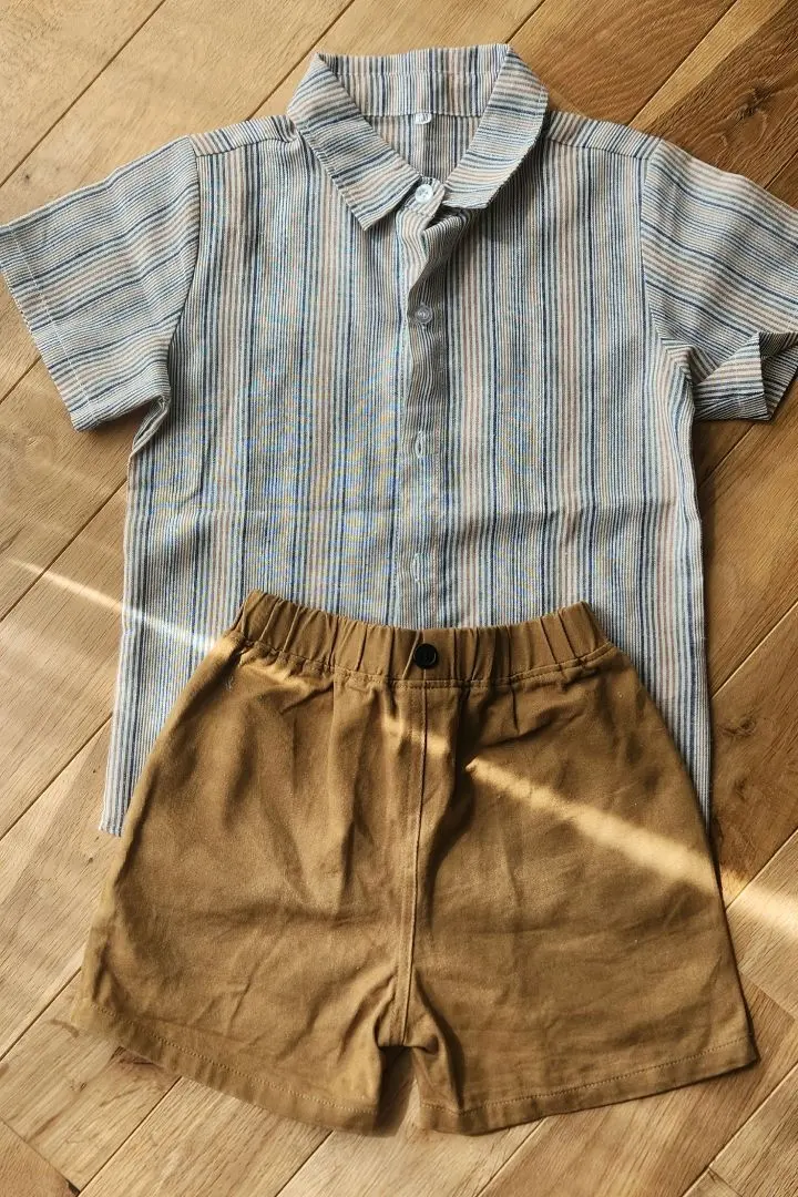 Thumbnail of Korean children's clothing set