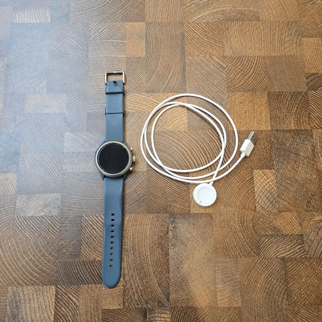 2025年最新】fossil ftw4021の人気アイテム - メルカリ