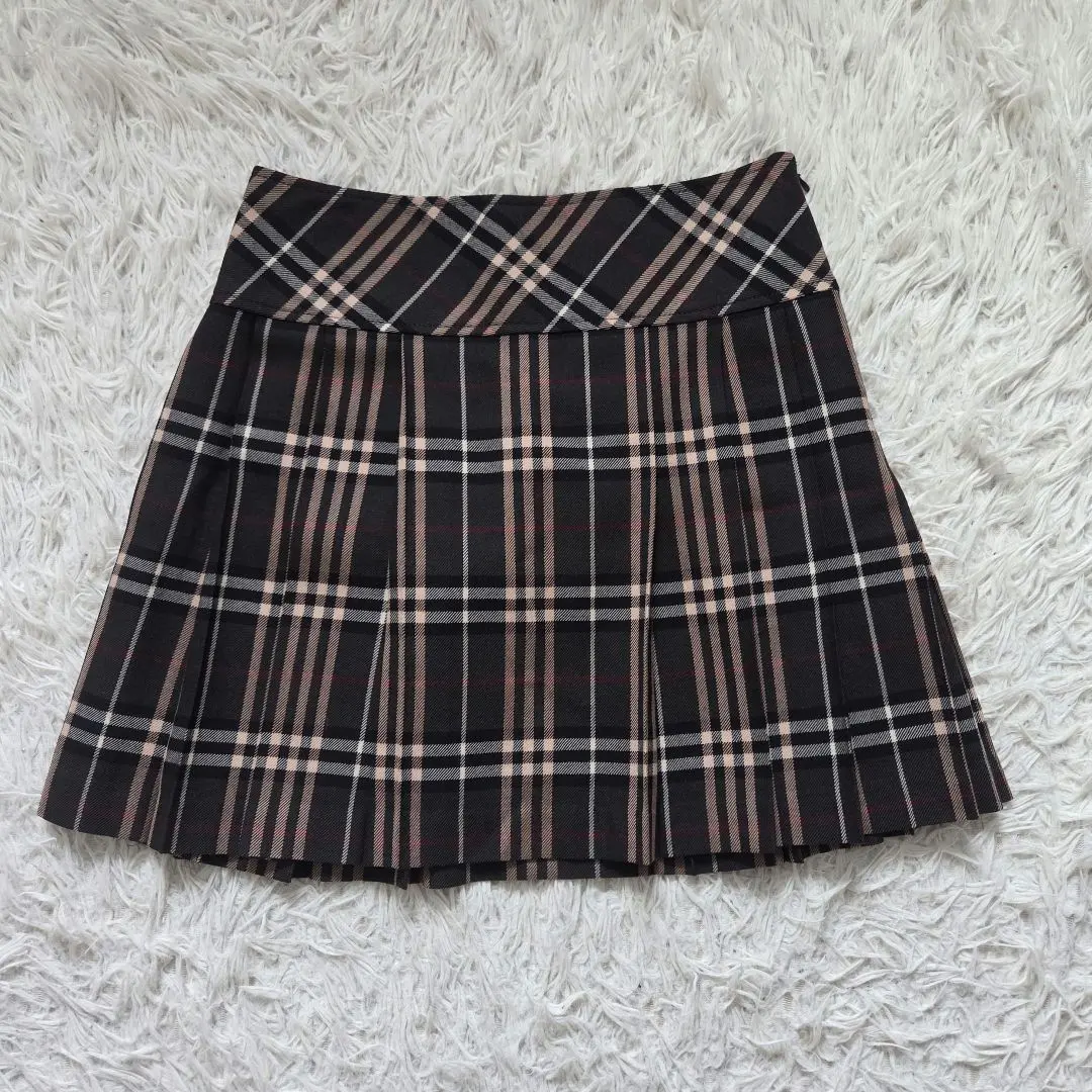 Thumbnail of Excellent condition BURBERRY Burberry Blue Label Nova Check mini skirt pleats