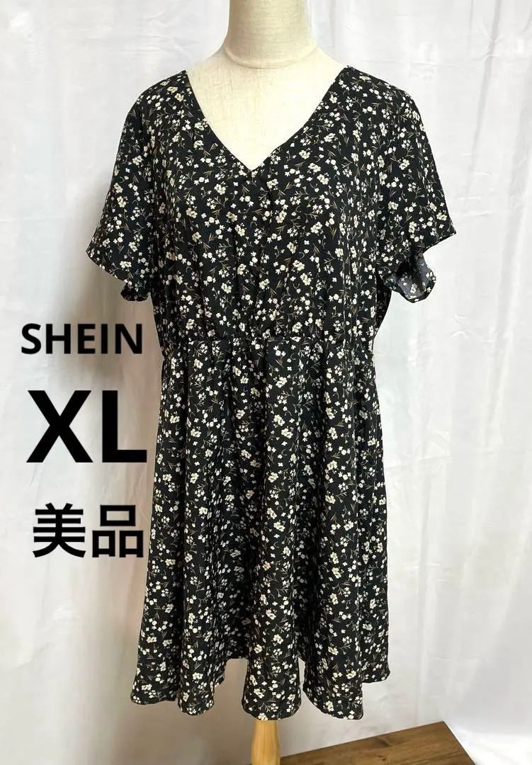 Thumbnail of SHEIN XL, beautiful condition, floral print short-sleeved V-neck knee-length dress