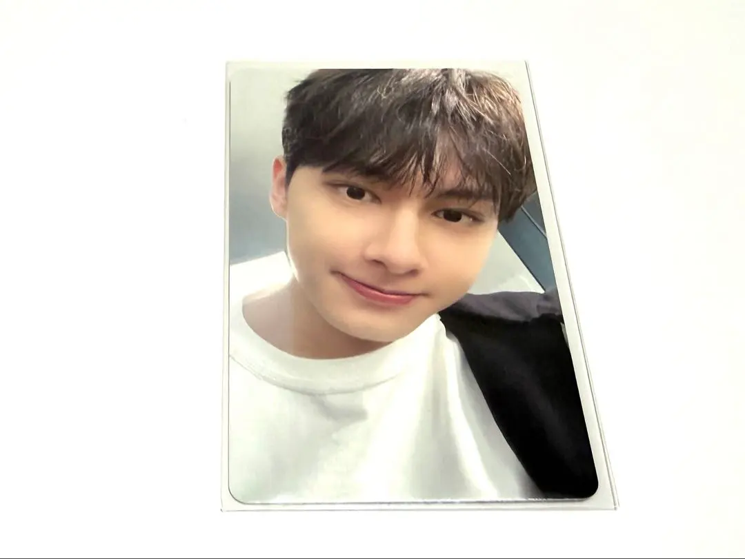 Thumbnail of SEVENTEEN (Sebuchi) CARAT LAND (Keren) Trading Card - Jun