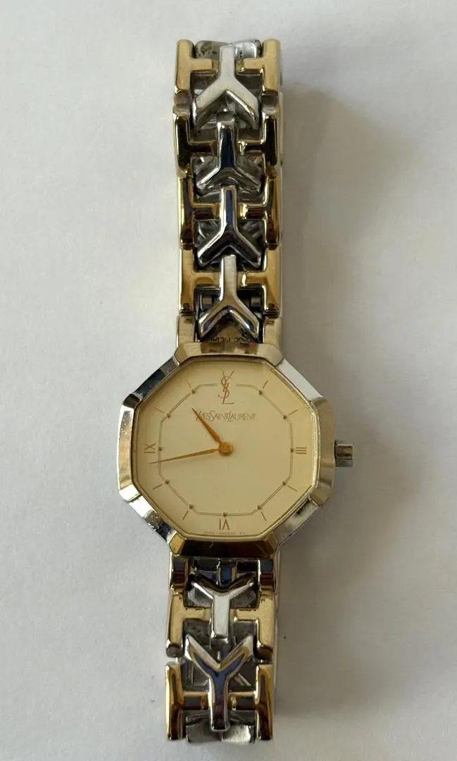 YSL イヴサンローラン　腕時計　2200-241762 クォーツ　レディース YSL イヴ・サンローラン 2200-241762の電池交換