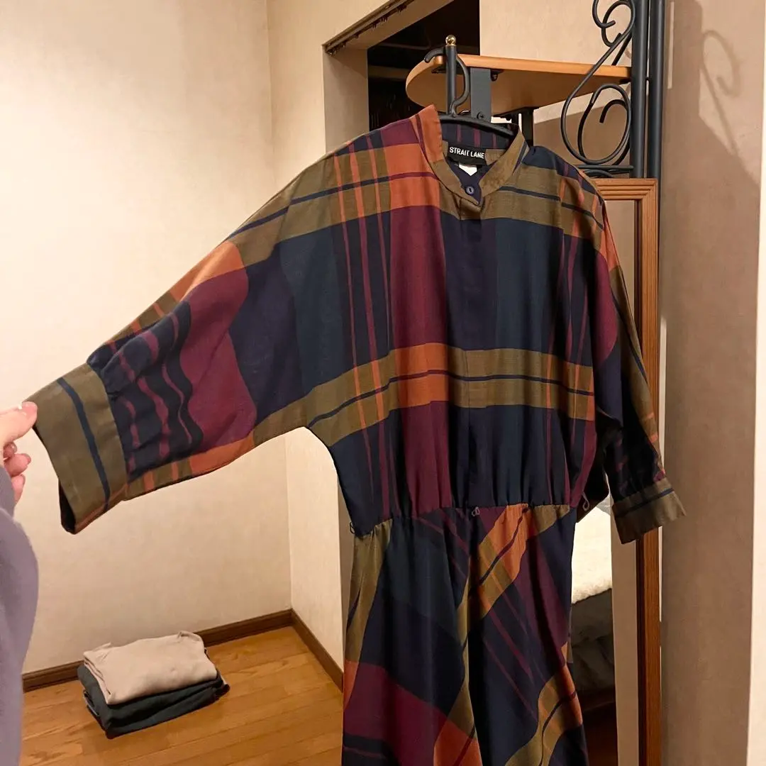 2025年最新】Vivienne Westwood シャツワンピースの人気アイテム