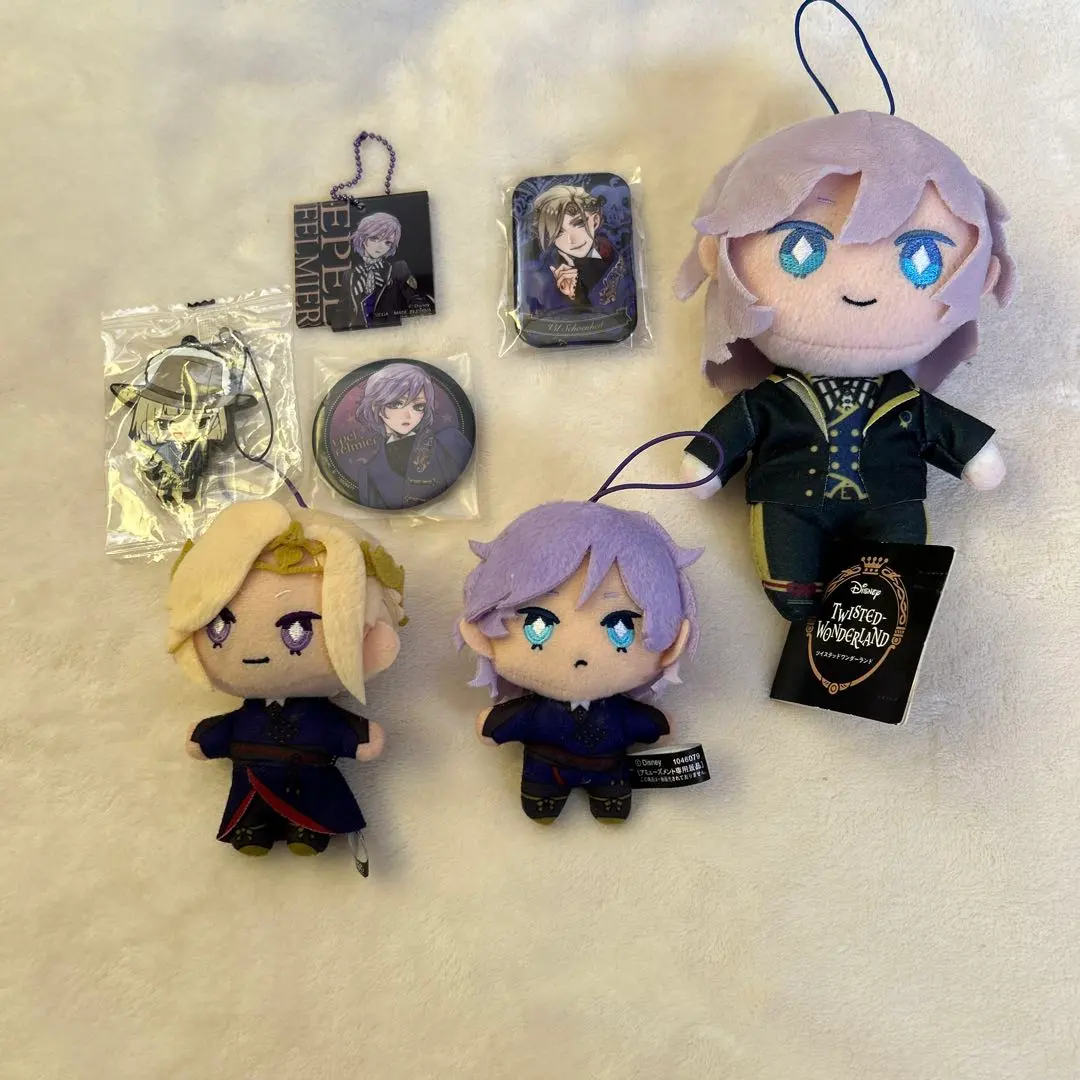 Thumbnail of Twisted Wonderland Plush & Goods Set