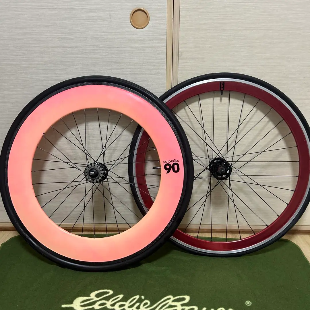 本日入荷 !!!!BLB Notorious 90 Full Carbon Deep Rim